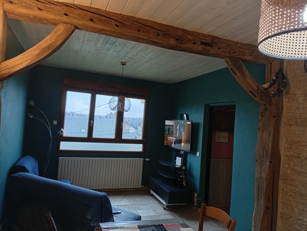 Chambre meublée Neuvillaise : 1
