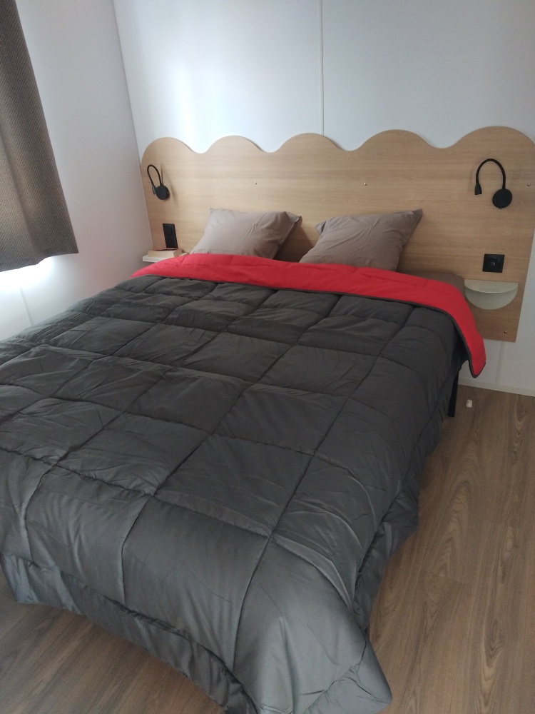 Studio en mobil-home Camping Les Voiles Flocques : 1