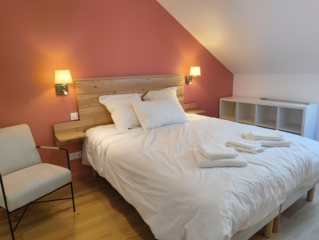 Gîte Les Patichères La Grange 5 chambres Biville la Baignarde : 5
