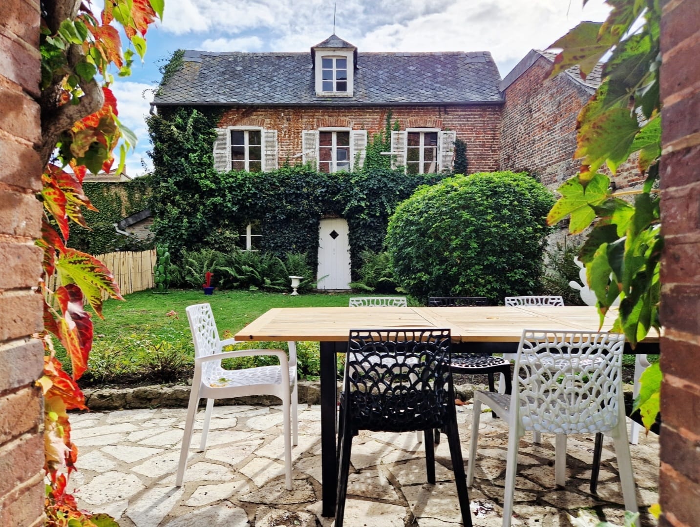 Maison Le Secret des Cordelières 4 chambres Neufchâtel en Bray : 1