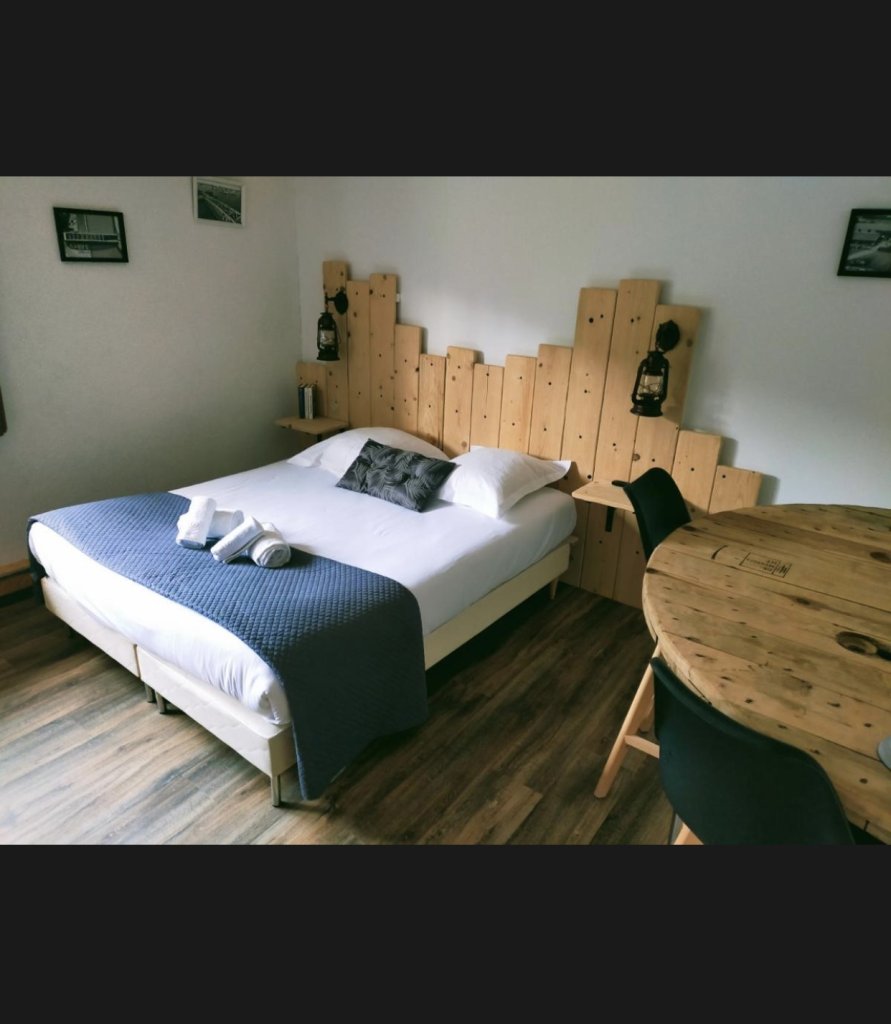 Chambre Supérieure (Hôtel) avec balcon pour 1 ou 2 personnes : 1