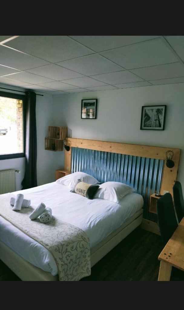 Chambre Supérieure (Hôtel) avec balcon pour 1 ou 2 personnes : 2
