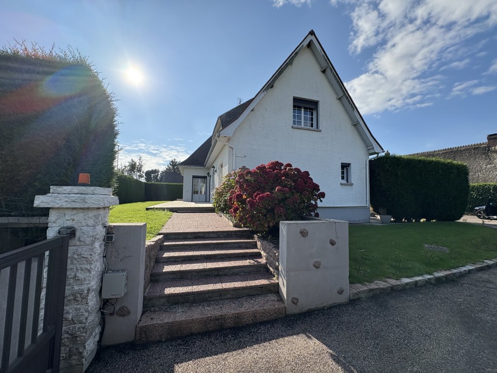 Maison 4 chambres Grèges  : 1