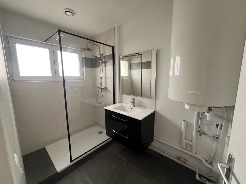 Appartement vide 3 chambres Arques-la-Bataille : 3